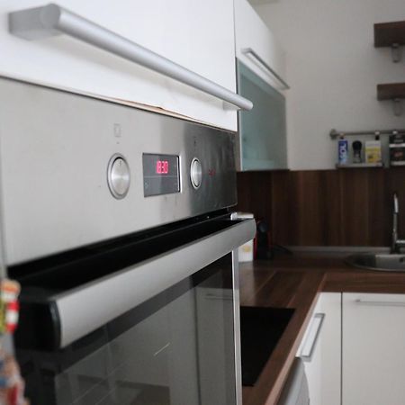 Apartman Lumi Arena Загреб Экстерьер фото